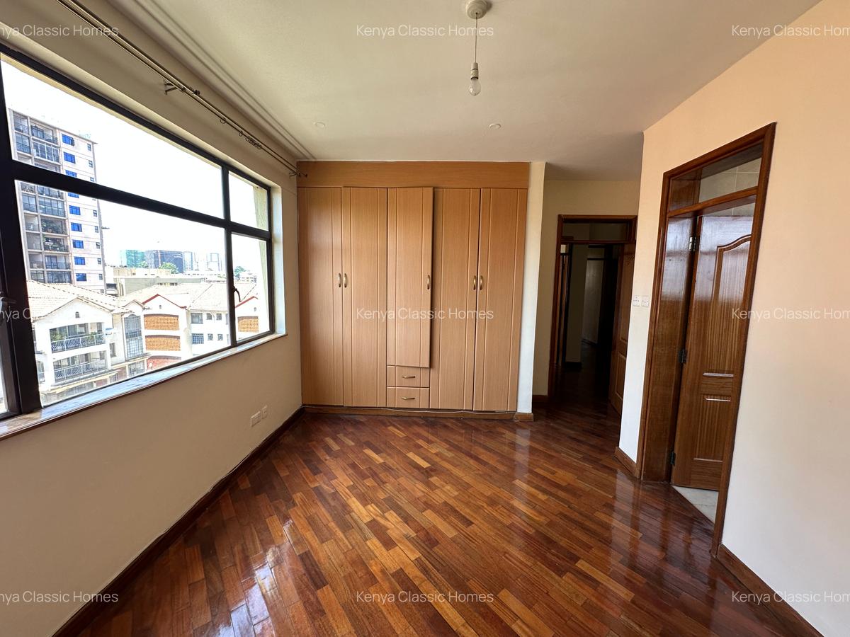 2 Bed Apartment with En Suite at Kilimani - 10