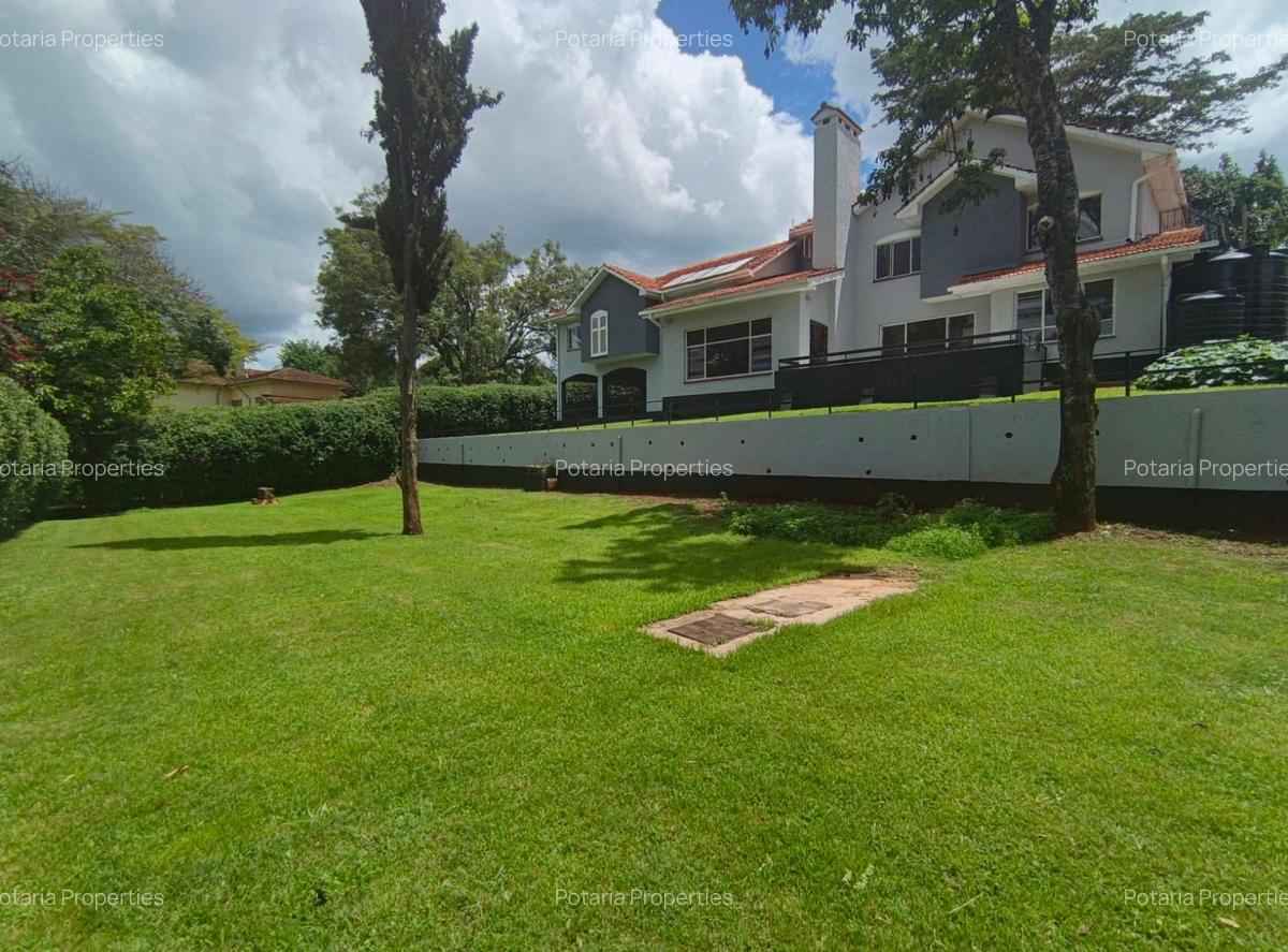 5 Bed House with En Suite in Loresho - 1