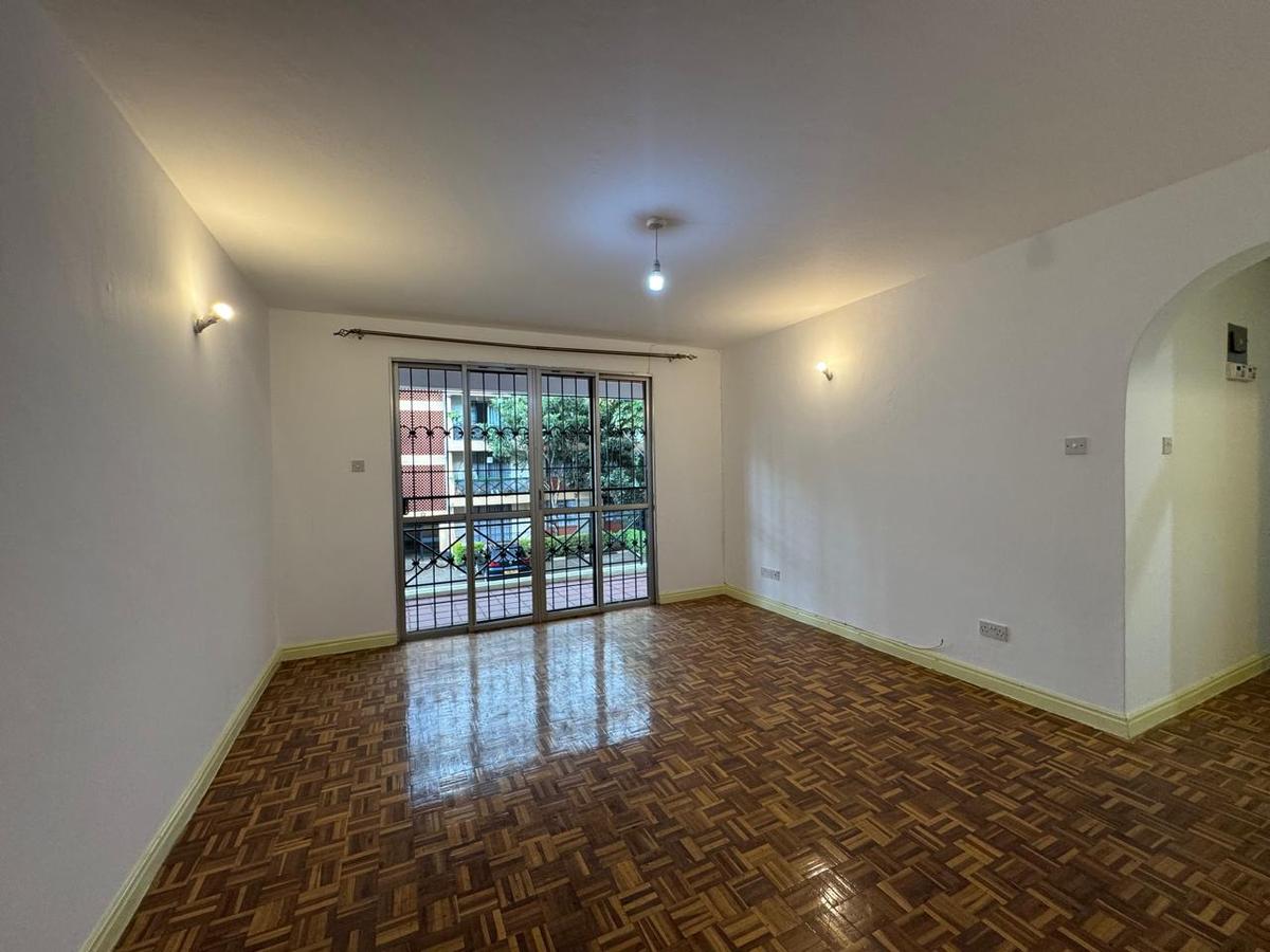 3 Bed Apartment with En Suite in Kilimani - 2