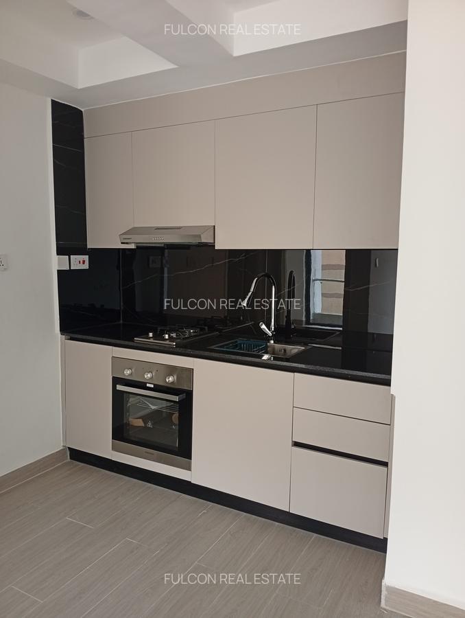 1 Bed Apartment with Swimming Pool in Kilimani - 1