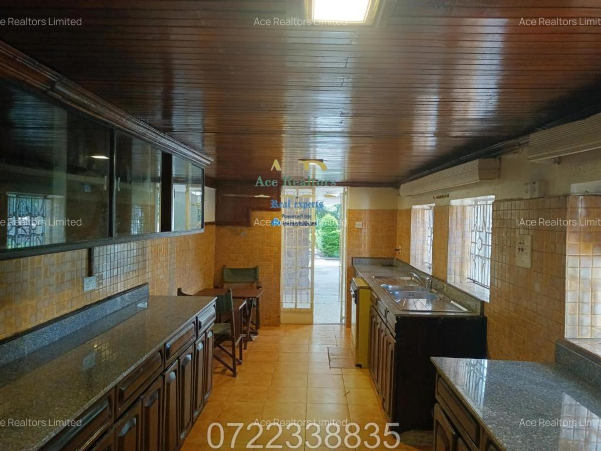 5 Bed House with En Suite at Old Muthaiga Golf Club - 13