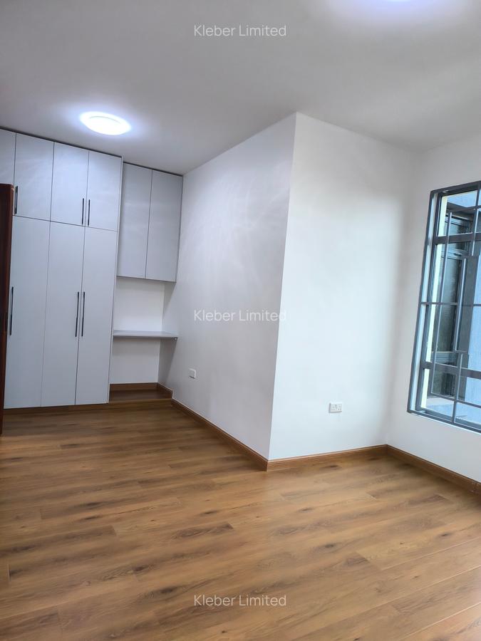 5 Bed House with En Suite in Thika - 12