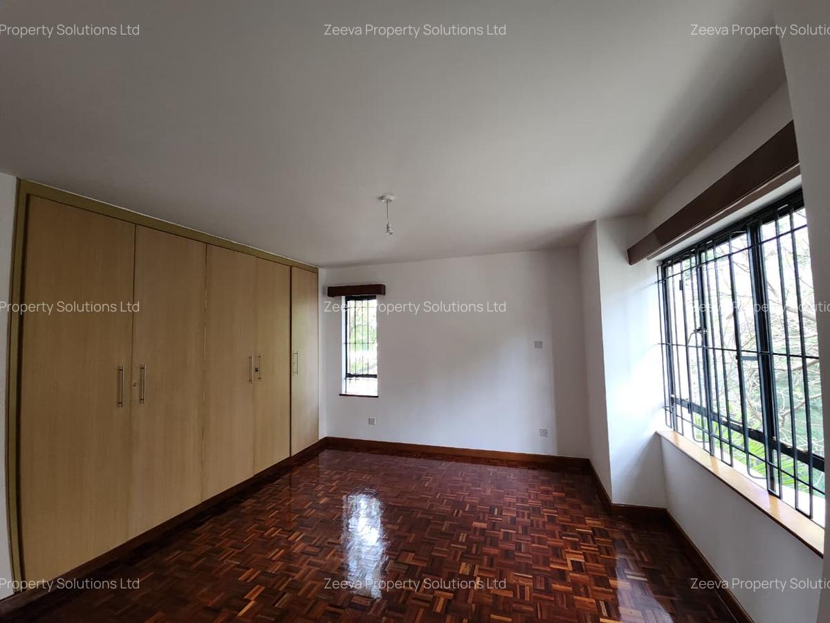 4 Bed Apartment with En Suite in Lavington - 8