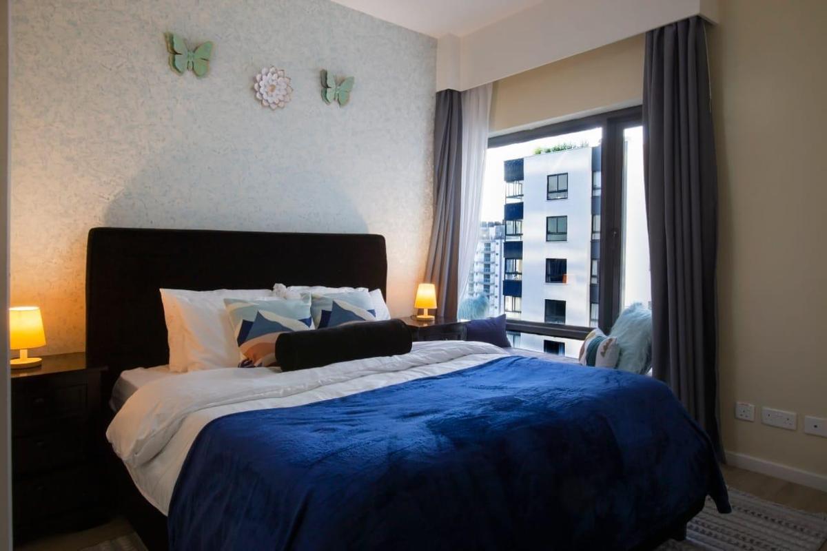 Serviced 2 Bed Apartment with En Suite at Riverside - 10
