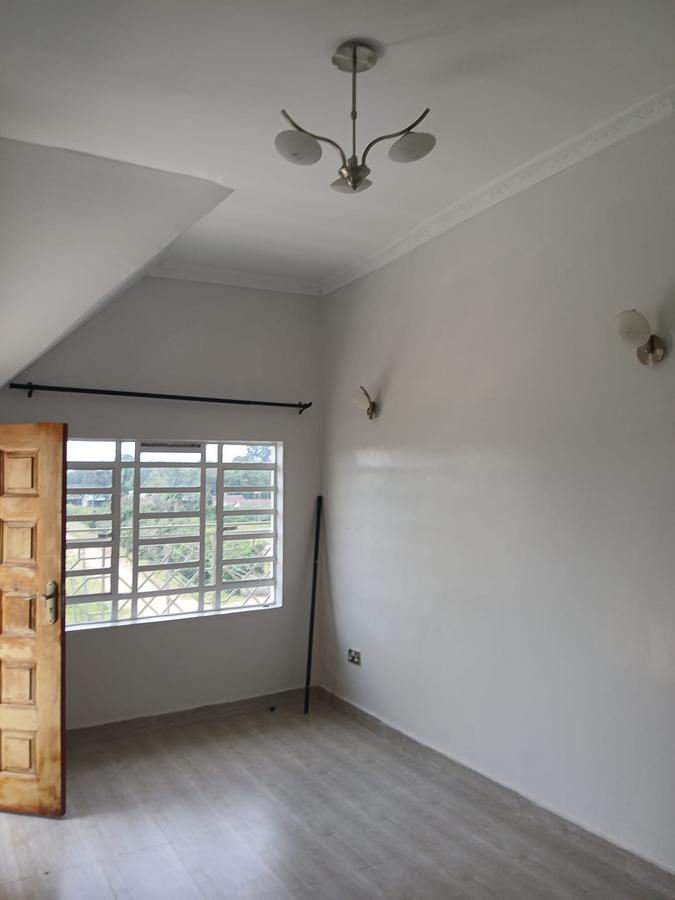 Serviced 3 Bed Apartment with En Suite at Pemways - 8