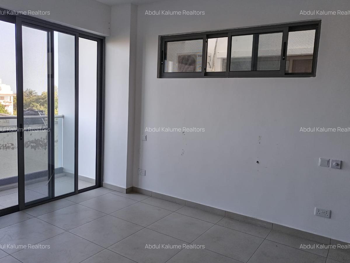 Serviced 3 Bed Apartment with En Suite at Shanzu - 4