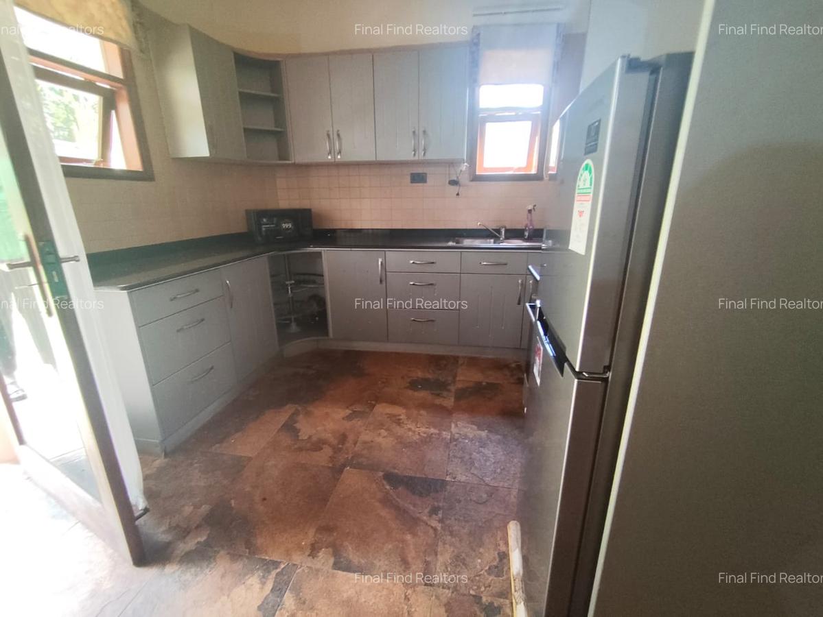 2 Bed House with Garden in Nyari - 3