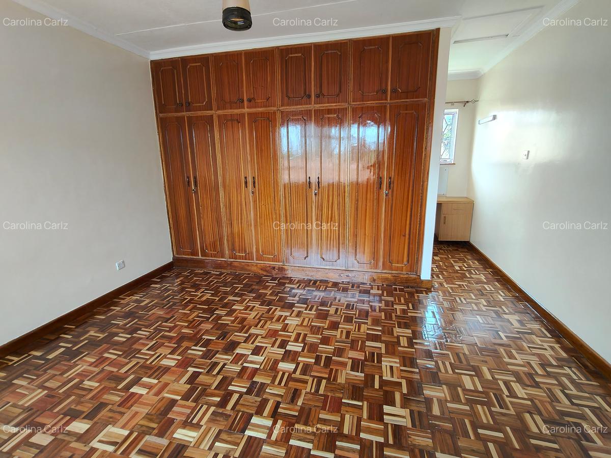 6 Bed Townhouse with En Suite at Loresho - 12