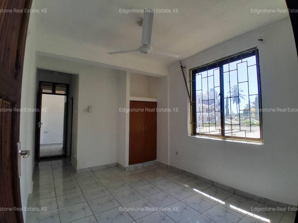 2 Bed Apartment with En Suite in Mtwapa - 1
