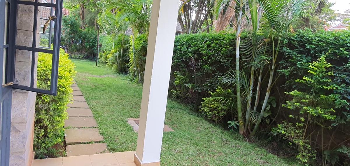 4 Bed Townhouse with En Suite in Lavington - 3