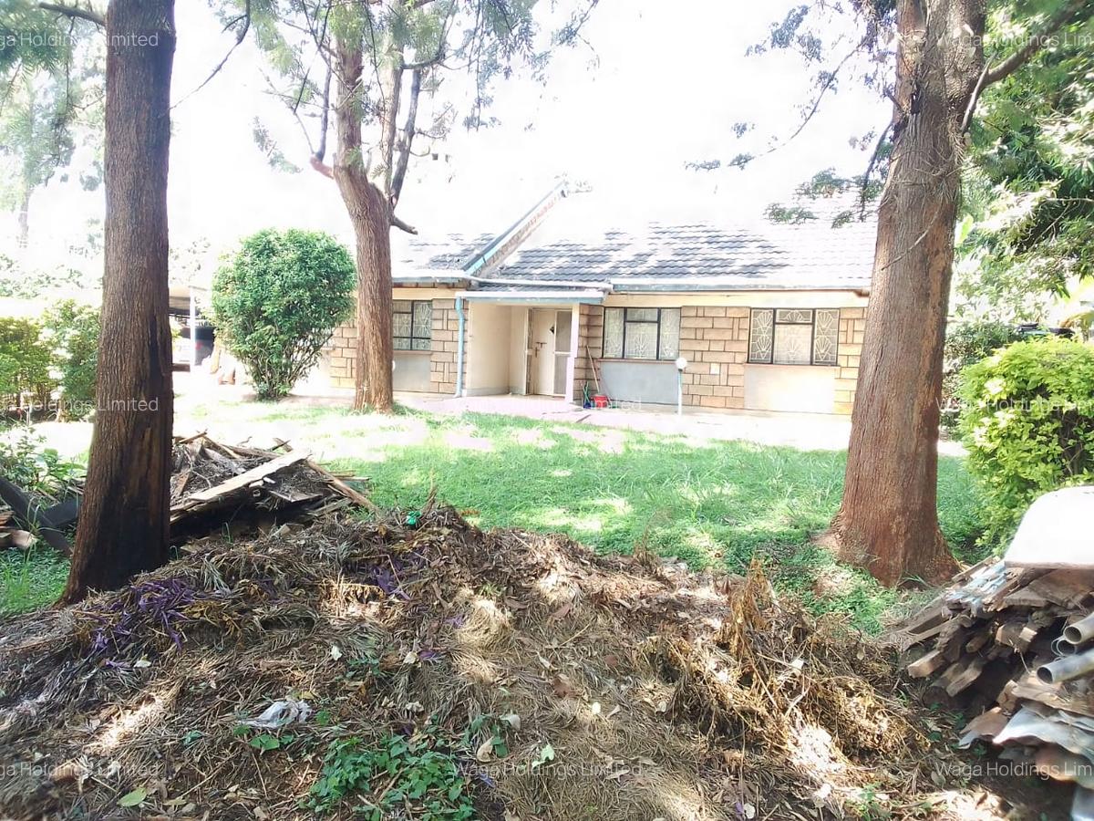 3 Bed House at Garden Estate Road - 2