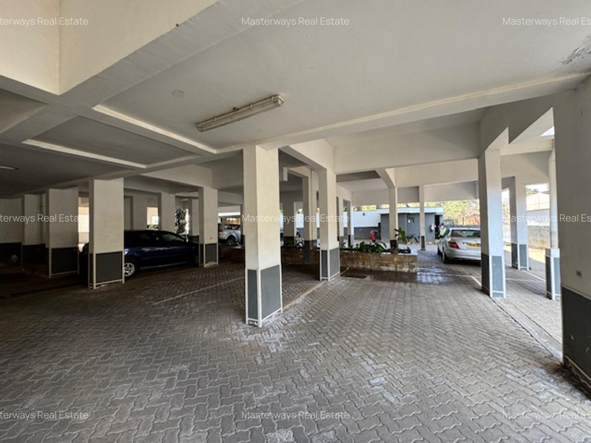 2 Bed Apartment with En Suite in Rhapta Road - 17