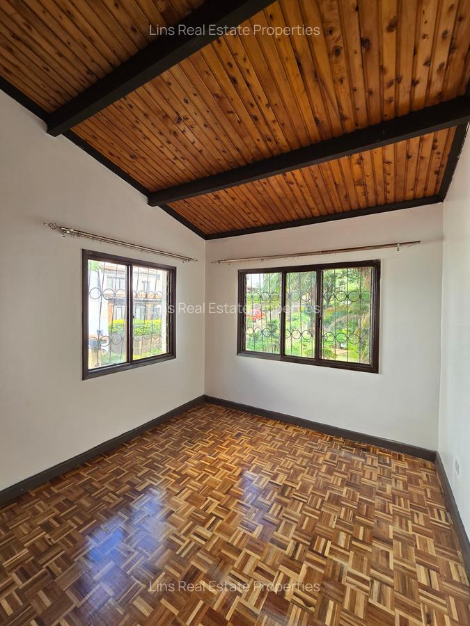 4 Bed Townhouse with En Suite in Lavington - 15
