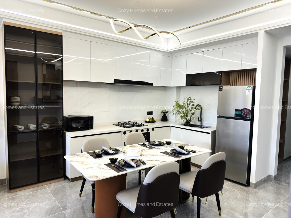 3 Bed Apartment with En Suite at Lavington - 15