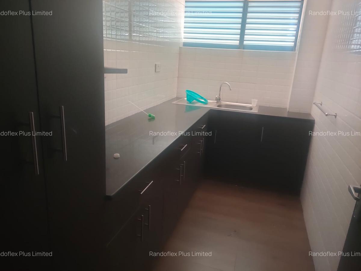 3,300 ft² Office with Backup Generator at Near Sarit Center - 9