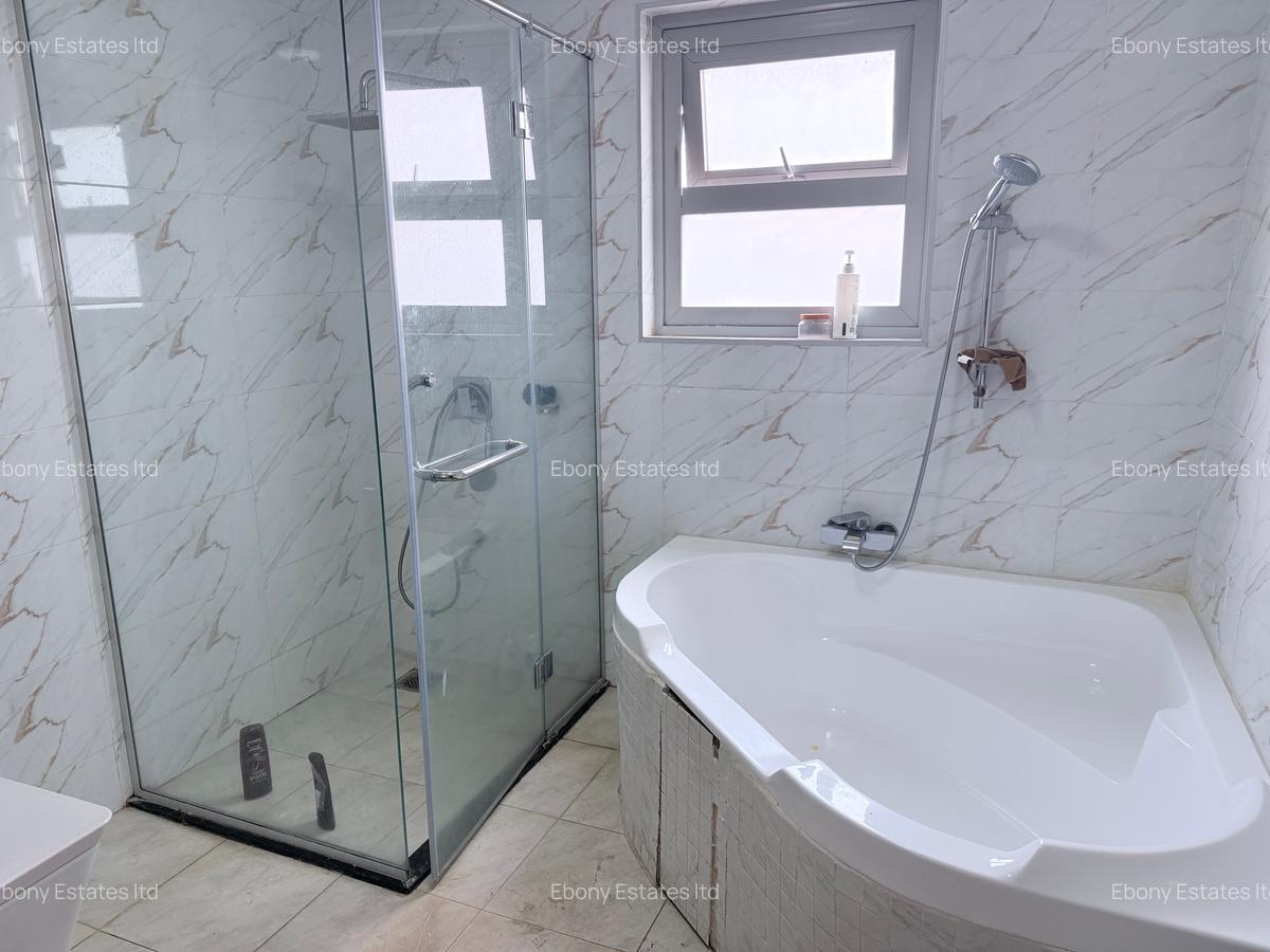 4 Bed Apartment with En Suite in Kilimani - 4