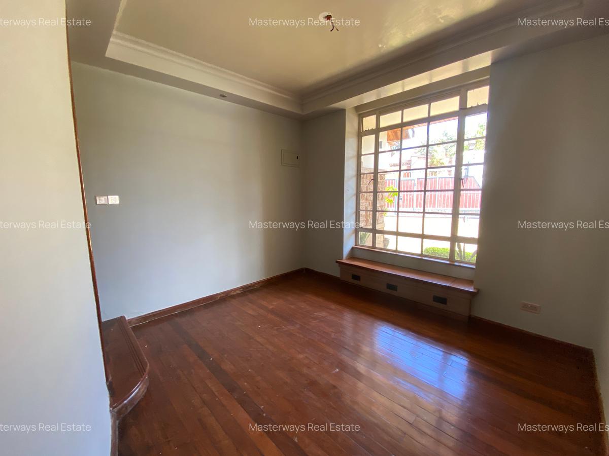 4 Bed House with En Suite at Wadi Degla Road - 12