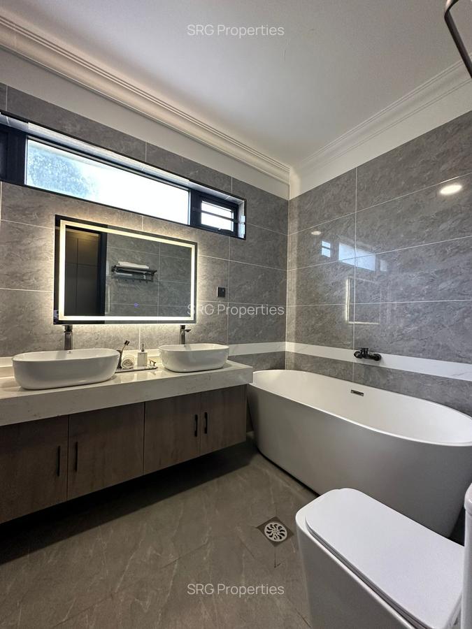 4 Bed Apartment with En Suite in Kileleshwa - 4