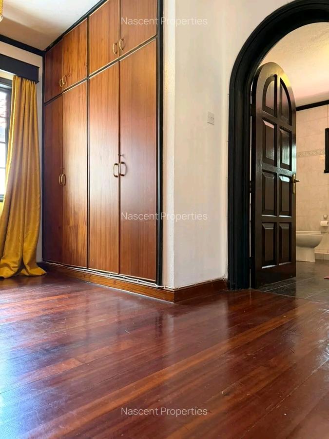 5 Bed Townhouse with En Suite in Riverside - 13