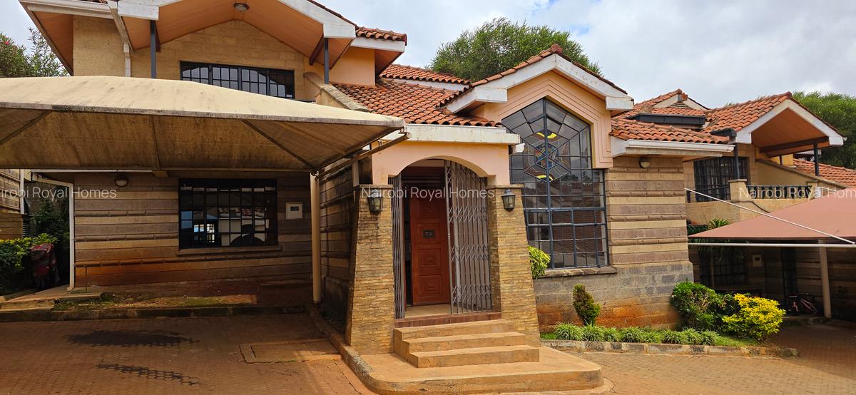 4 Bed Townhouse with En Suite at Lavington Closet - 6