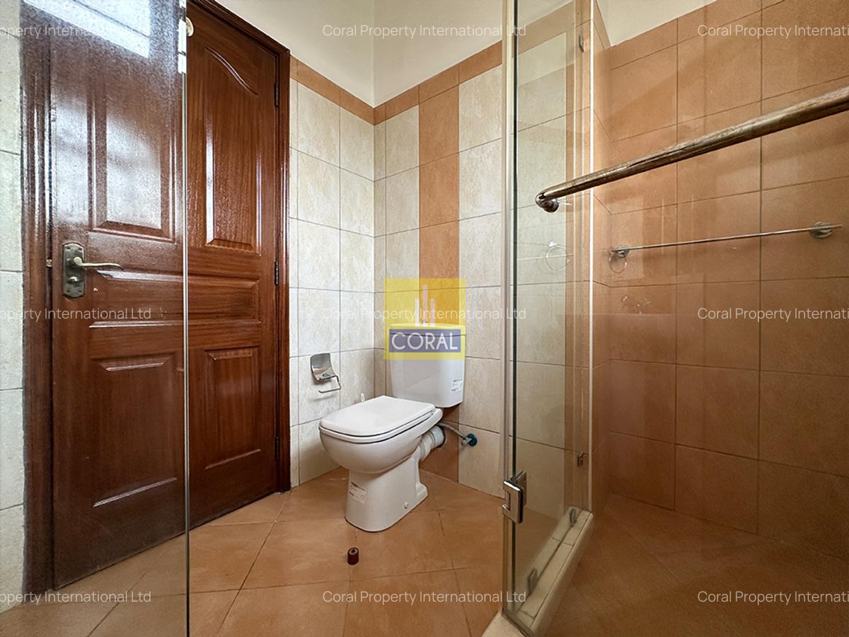 4 Bed Townhouse in Kiambu Road - 11