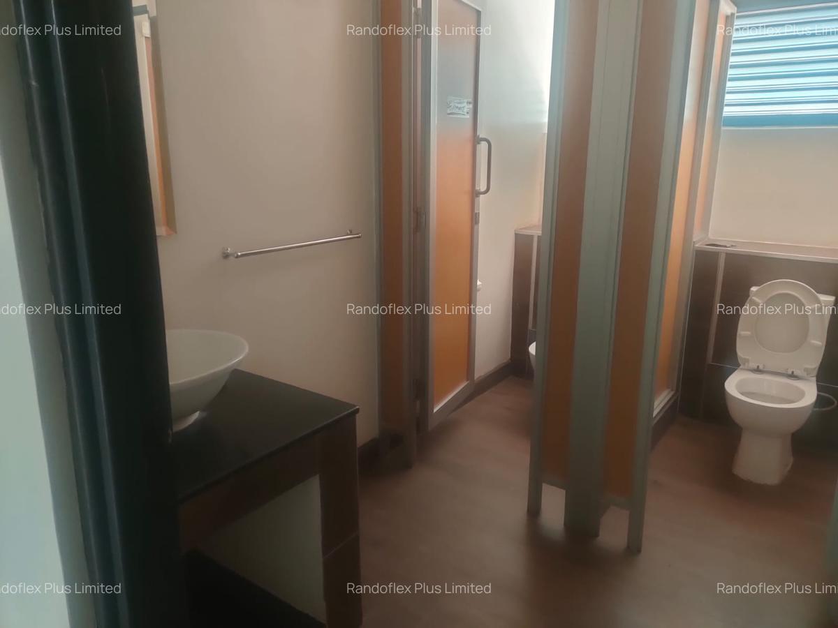 3,300 ft² Office with Backup Generator at Near Sarit Center - 10