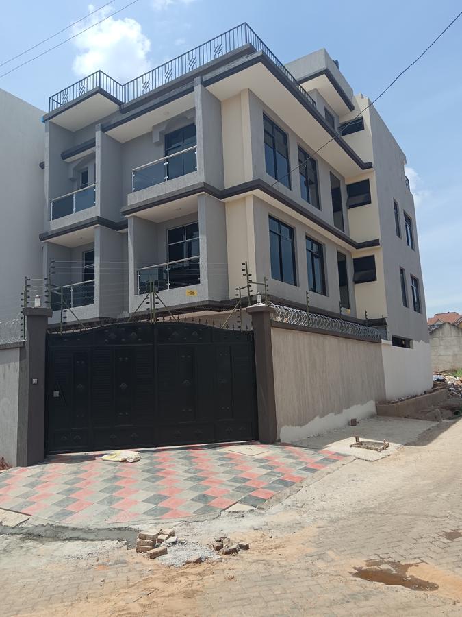 7 Bed Townhouse with En Suite at Langata Road - 5