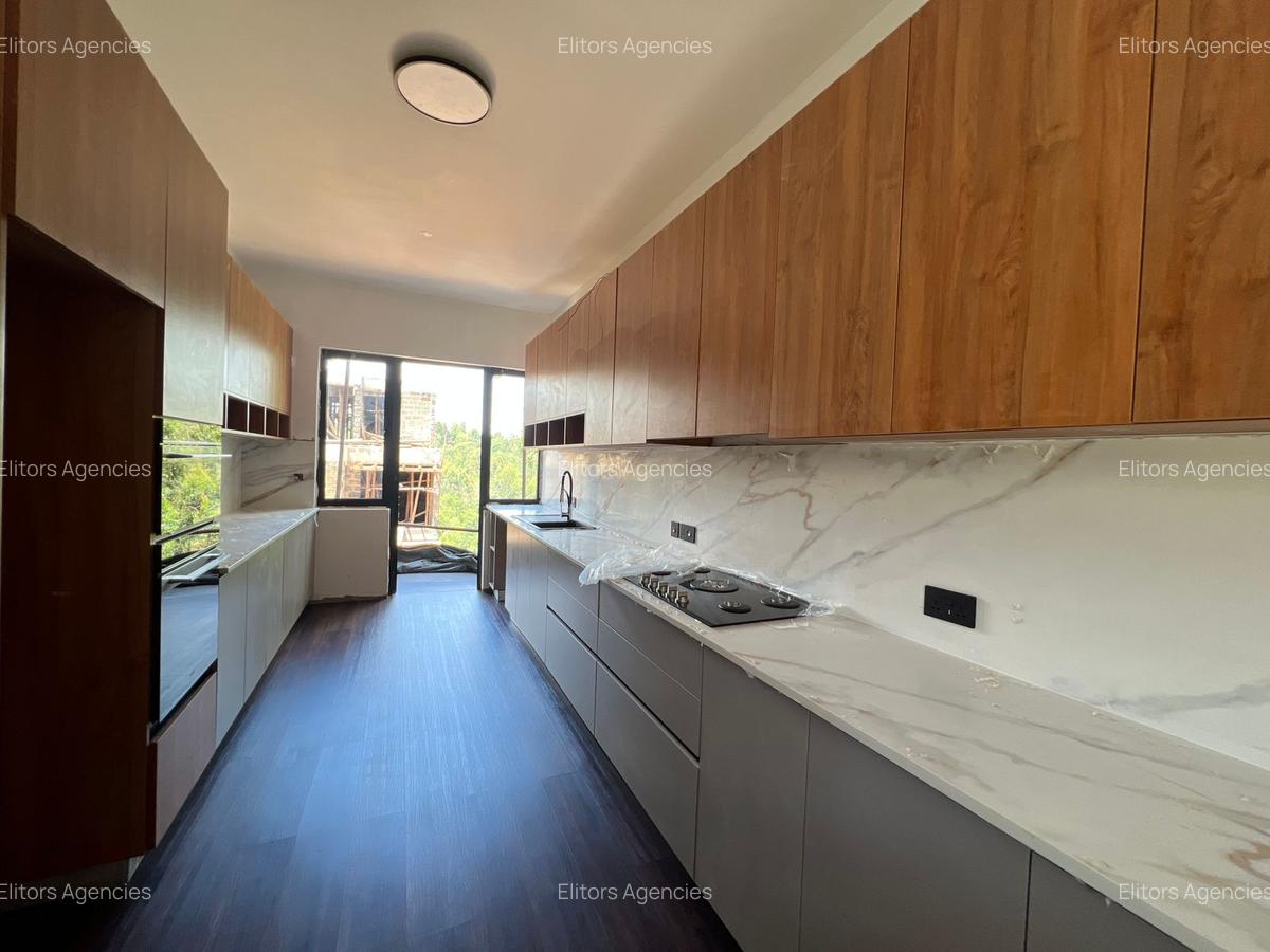 4 Bed Townhouse with En Suite at Kirawa Road - 3