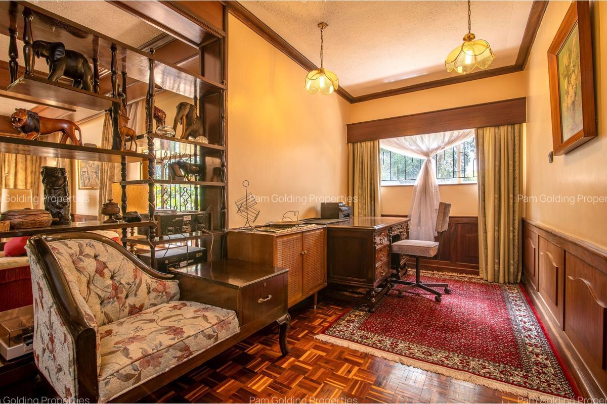 4 Bed Townhouse with En Suite in Loresho - 6