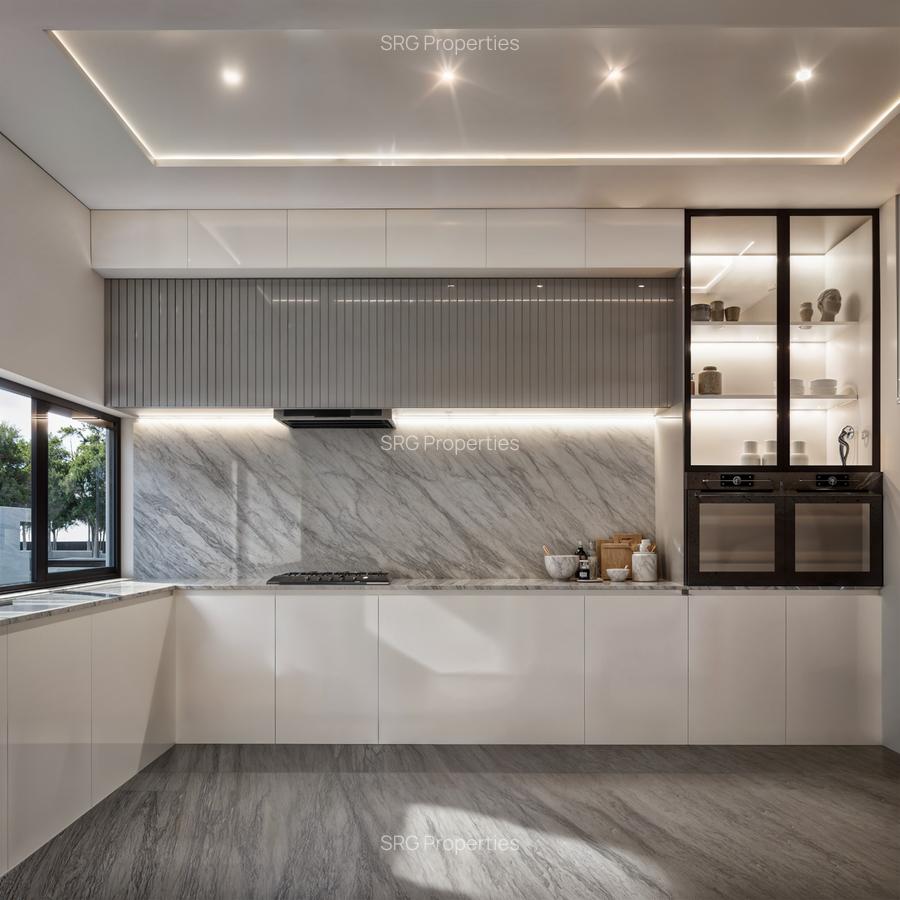 5 Bed Townhouse with En Suite in Lavington - 9