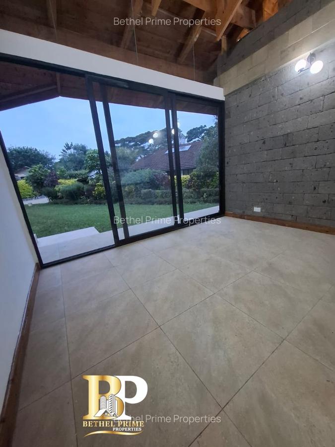 1 Bed Townhouse with En Suite in Spring Valley - 4