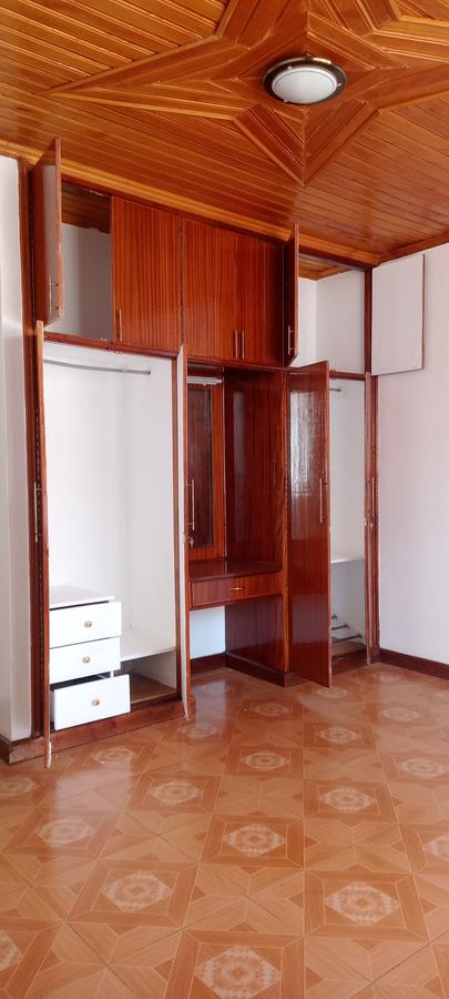 3 Bed House in Runda - 12