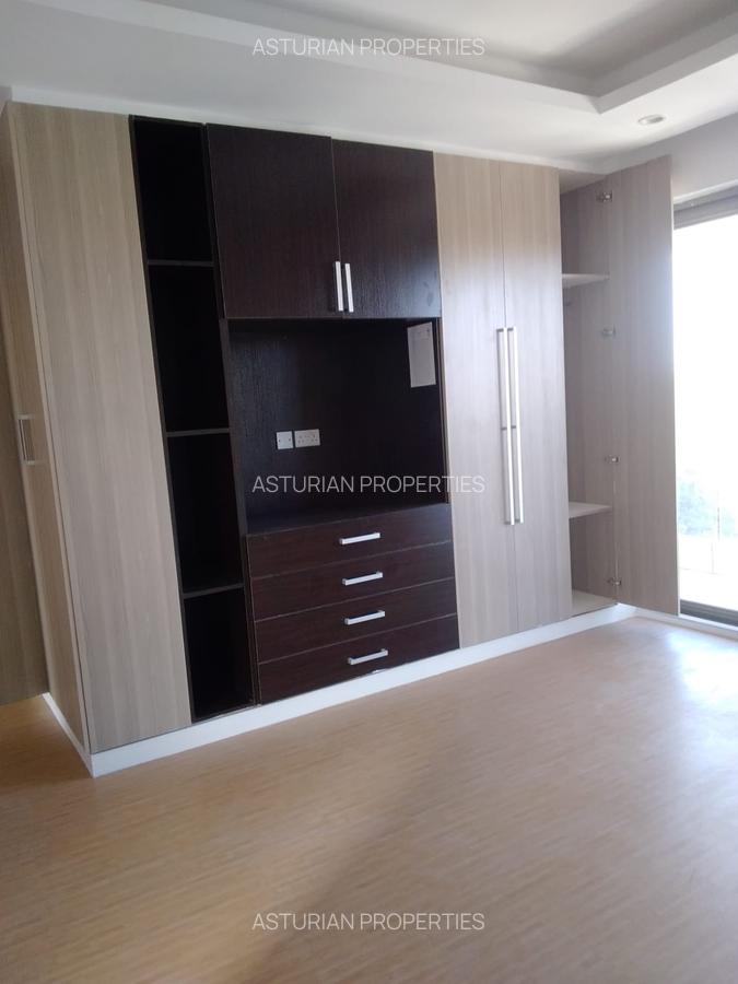 4 Bed Apartment with En Suite in Lavington - 9