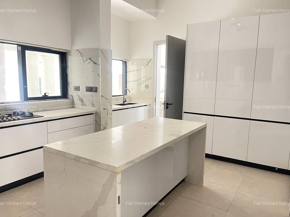 5 Bed Townhouse with En Suite at Maji Mazuri - 12