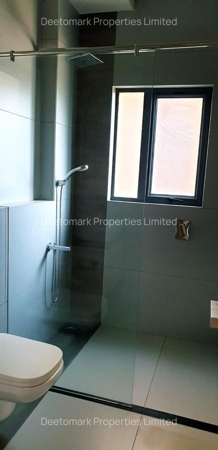 3 Bed Apartment with En Suite at Siaya - 16