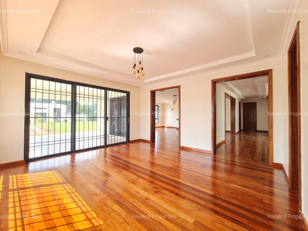 6 Bed House with En Suite at Loresho - 7