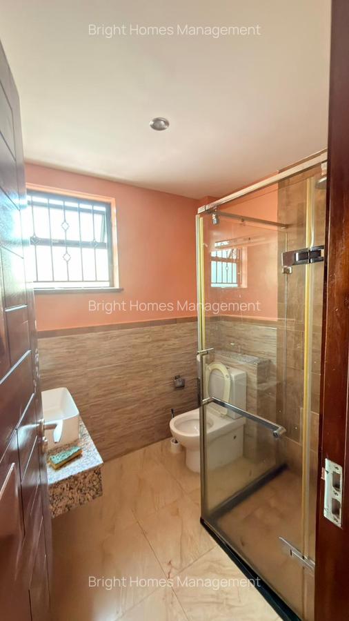 4 Bed Villa with En Suite in Lavington - 11