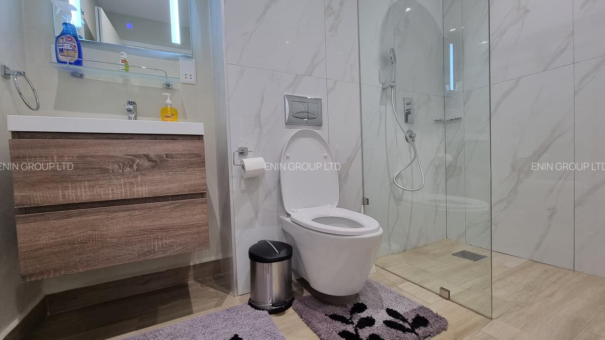 Serviced 2 Bed Apartment with En Suite at Riverside Drive - 14
