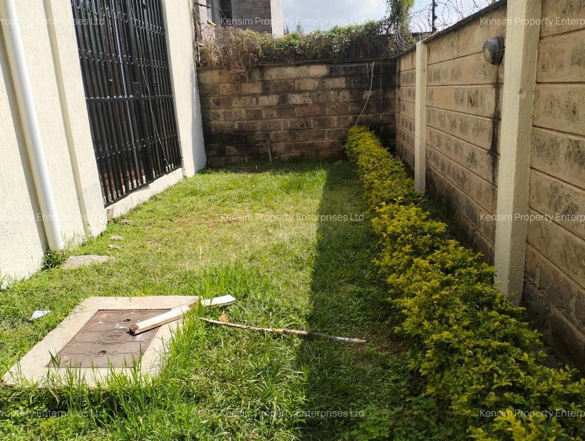 4 Bed Townhouse with En Suite in Lavington - 8