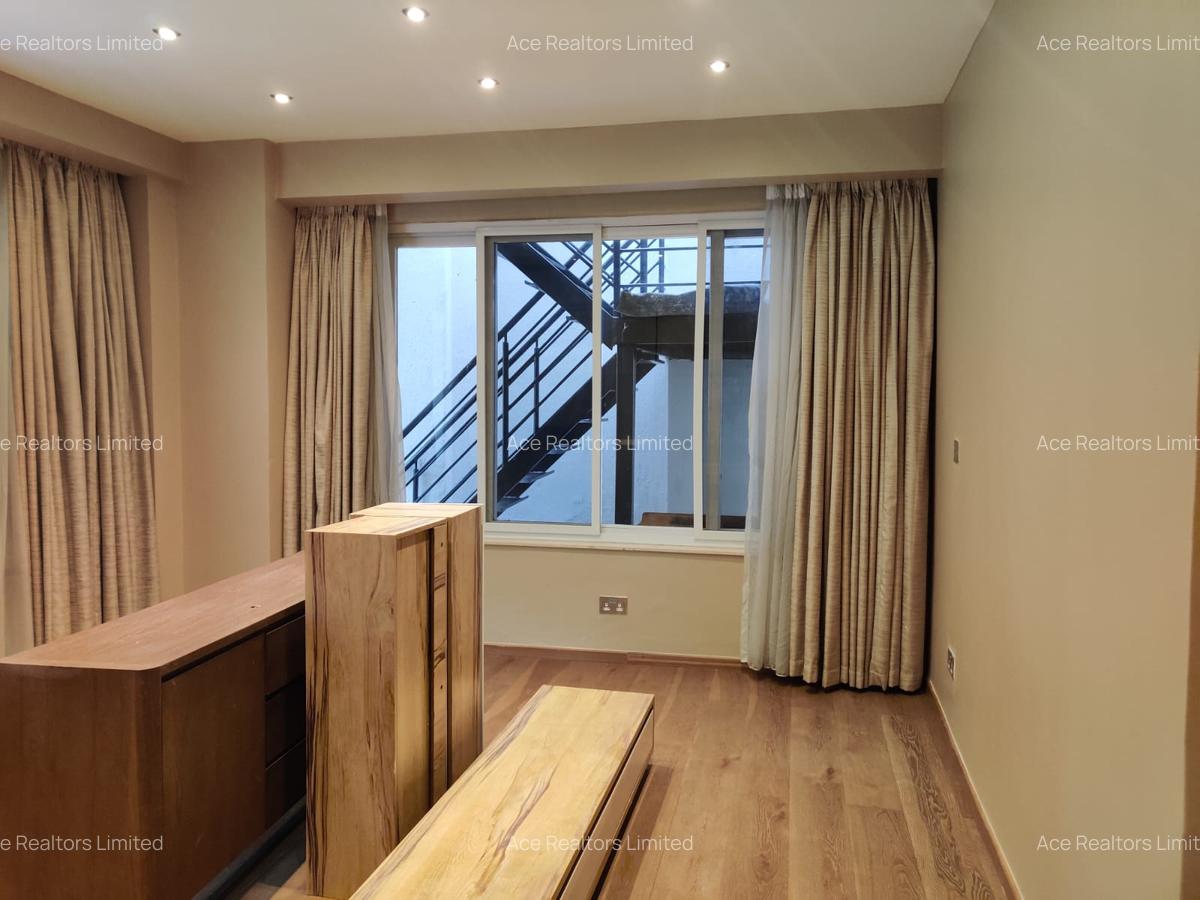 2 Bed Apartment with En Suite at Peponi Road - 11