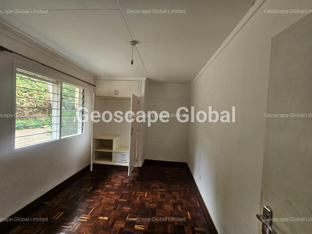 4 Bed House with En Suite in Loresho - 3