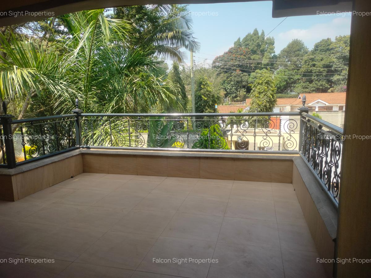 4 Bed Townhouse with Garden at Easy Access To Un Avenue Few Minutes Drive To Rosyln Academy - 10