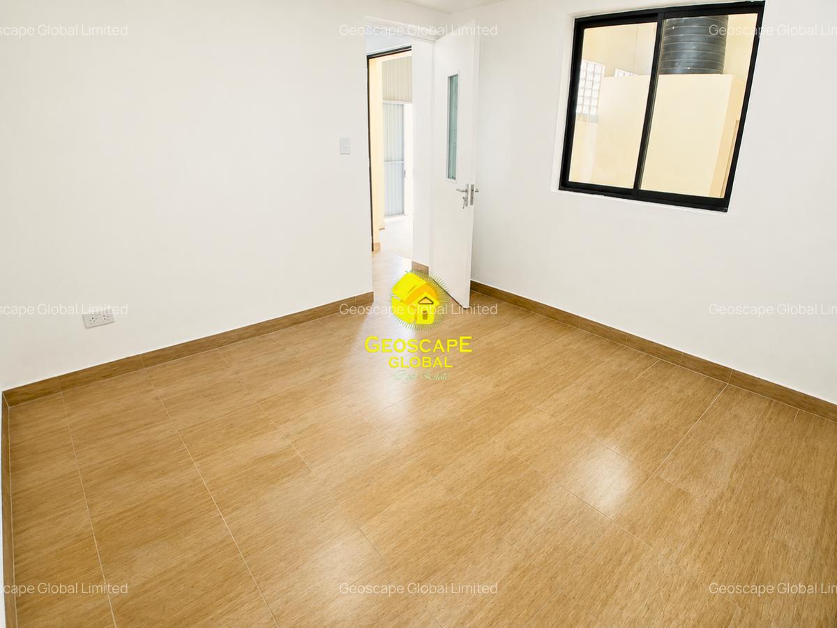 18,750 ft² Warehouse with Fibre Internet in Industrial Area - 5