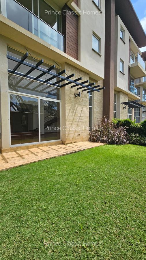 5 Bed Townhouse with En Suite in Lavington - 1