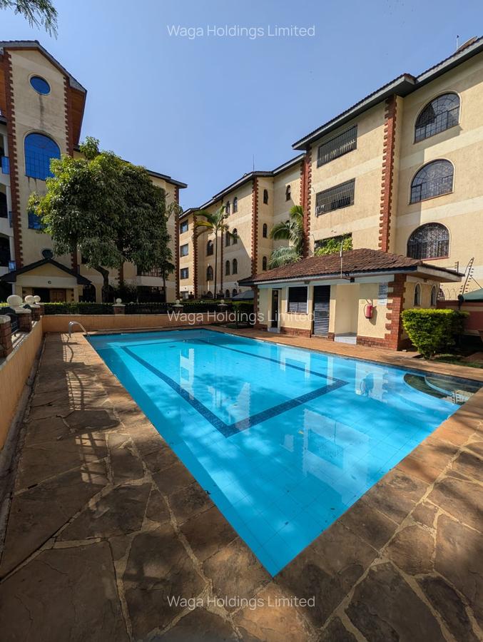 3 Bed Apartment with En Suite in Kilimani - 2