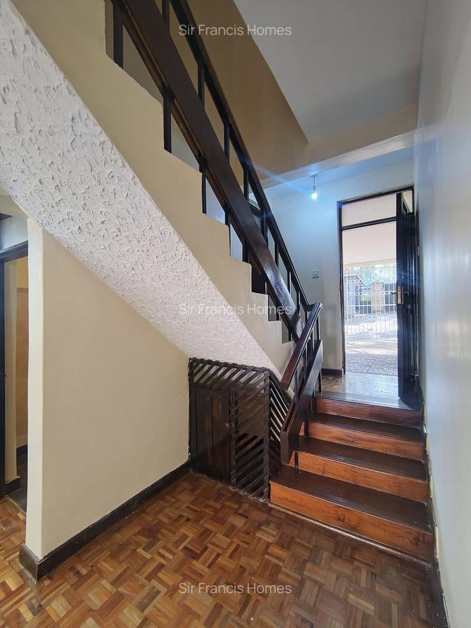 Serviced 3 Bed Apartment with En Suite in Kilimani - 8
