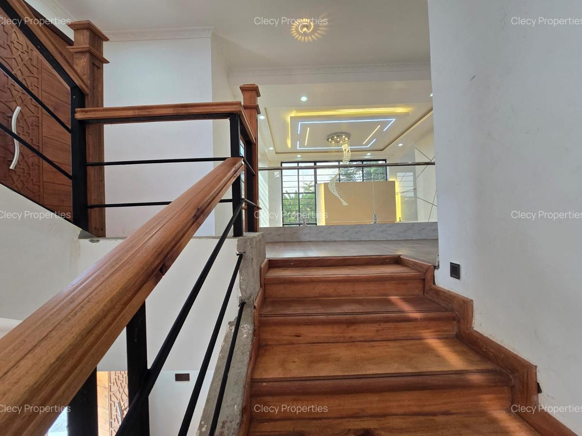 6 Bed House with En Suite at Ukombozi Estate - 10