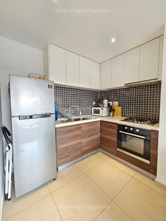 Serviced 1 Bed Apartment with En Suite in Lavington - 3