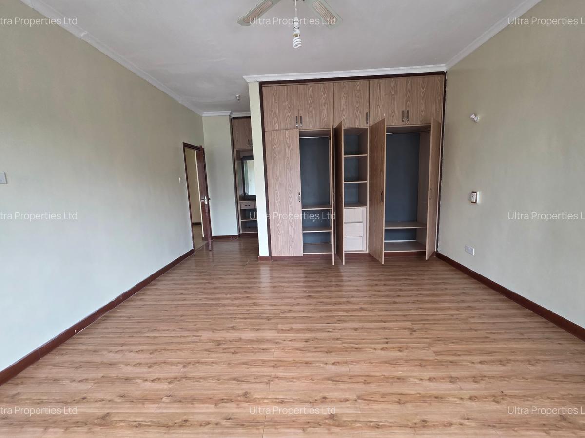 4 Bed Townhouse with En Suite in Kiambu Road - 14
