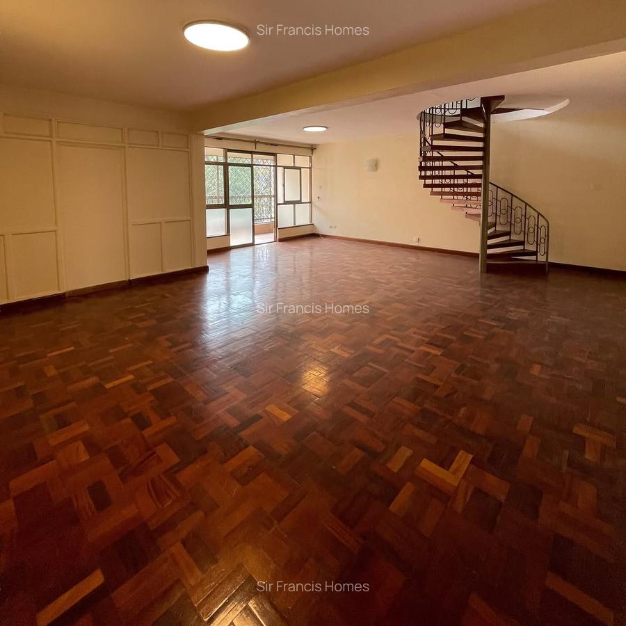 Serviced 4 Bed Apartment with En Suite in Riverside - 12